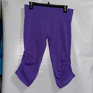 Lululemon In The Flow Crop II Purple size 10 in very good condition
